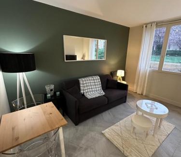 Villennes-sur-Seine Apartment | Studio Villennes sur seine cosy Paris Versailles