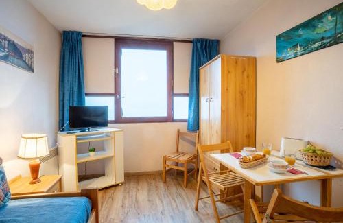 Le Corbier Apartment | Studio Vostok Zodiaque-73 by Interhome