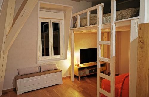 Saint-Pierre-en-Port Apartment | Studio vue mer L échappée normande