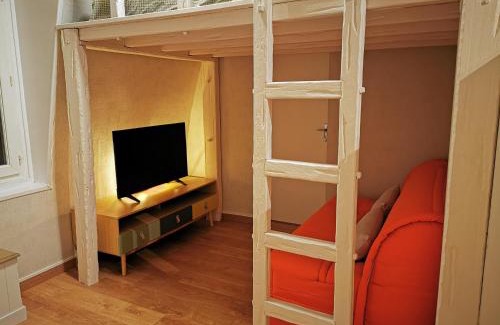 Saint-Pierre-en-Port Apartment | Studio vue mer L échappée normande