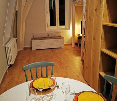 Saint-Pierre-en-Port Apartment | Studio vue mer L échappée normande