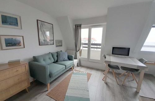 Villers-sur-Mer Apartment | Studio -vue mer résidence Grand Cap