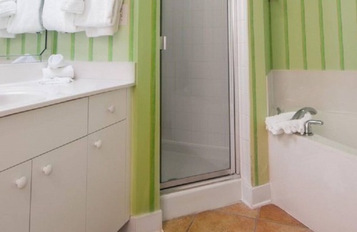 Port Canaveral Resort | Studio w jaccuzi tub,Cape Canaveral Beach Resort sleeps 4 , beautiful beaches