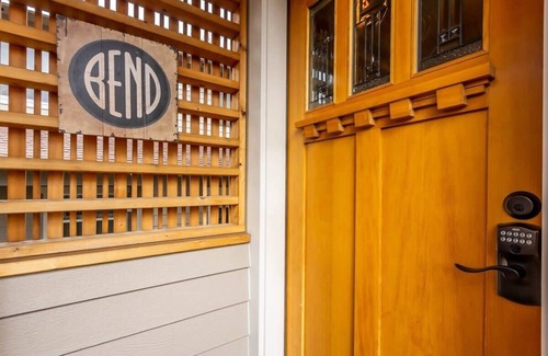 River West House | Studio, walking distance to downtown and Old Mill!