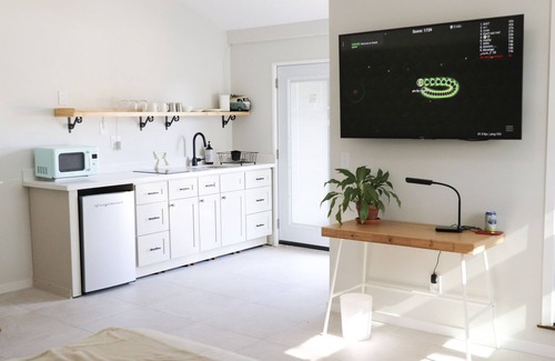 Santa Barbara Apartment | Studio with air-conditioning