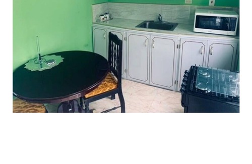 Jack's Hill Apartment | STUDIO WITH AIR CONDITION AND WATER HEATER