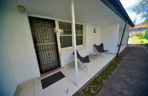 Kingsford Apartment | Studio with all basic needs and located in a quiet, leafy suburb near transport