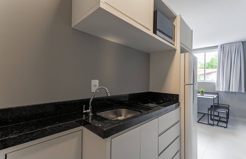 Centro Apartment | Studio with balcony next to Beiramar Shop #HKS26