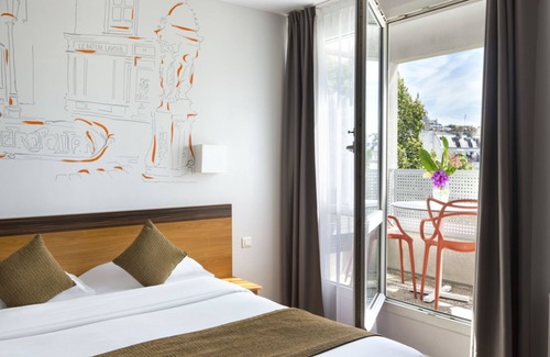 Quartier Saint-Georges Apartment | Studio With Balcony In The Heart Of Montmartre