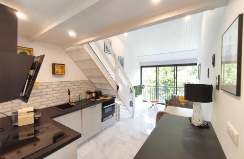 Calcatoggio Apartment | Studio with balcony - sea view