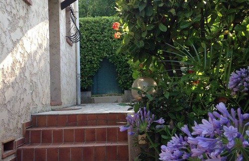 Antibes Apartment | Studio with beautiful terrace in a quiet closed villa, near sand beaches