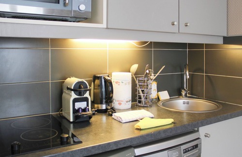 Issy-les-Moulineaux Apartment | Studio With Balcony In Issy Les Moulineaux