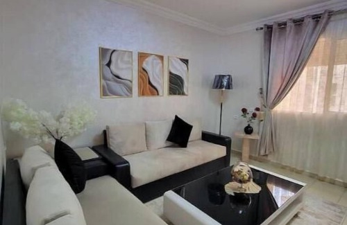 Dakhla Apartment | Studio with Free Parking