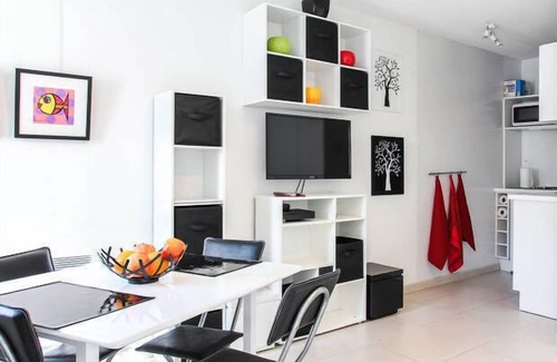 Riquier Apartment | Studio with garage near the Port of Nice