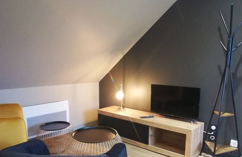 Lamballe Apartment | Studio with immediate access to the train station