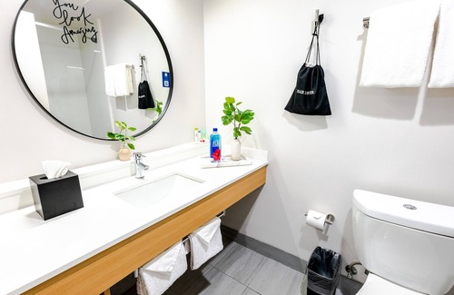 Westlake South Apartment | Studio with Kitchen in Downtown LA