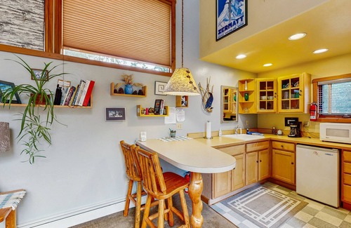 Alyeska Apartment | Studio with private hot tub, WiFI, & tranquil glacier views