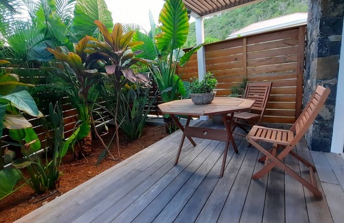 Anse des Flamands Apartment | Studio with separate entrance 3 minutes from the beach