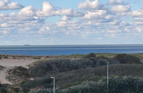 Bredene Apartment | Studio with sea view and panoramic view in Bredene