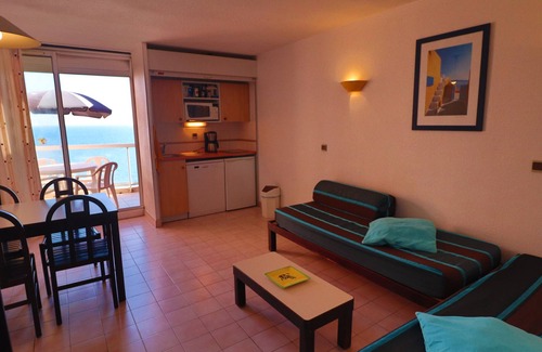 Sete Apartment | Studio with terrace and sea view in Sète, private parking