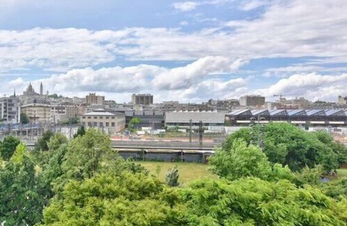 Riquet Stalingrad Apartment | Studio with view of Montmartre