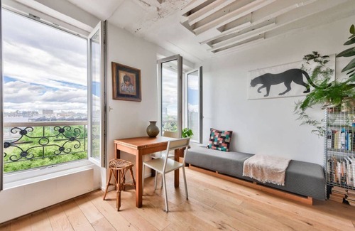 Riquet Stalingrad Apartment | Studio with view of Montmartre