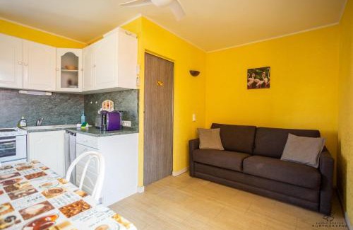 Le Barcares Apartment | Studio Yellow Mood - Pond, Beach, Peace & Parking