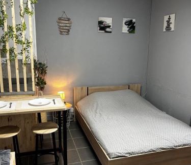 Brignoles Apartment | studio2