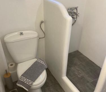 Skopelos Apartment | Studios Andromache