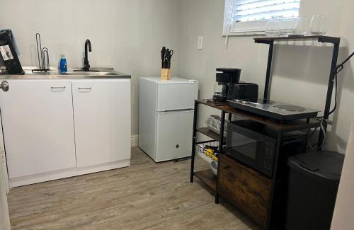 Flagami Apartment | Studios & Coral Gable, close to downtown and airport