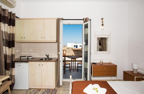 Glastros Apartment | Studios Kumarou
