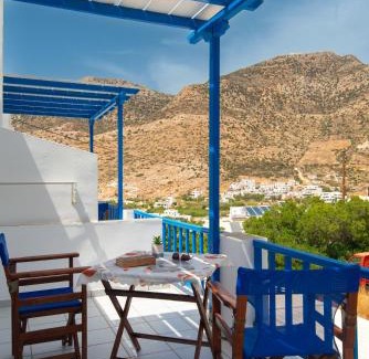 Sifnos Hotel | Studios Mirtia