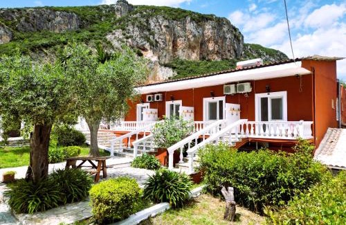 Doukades Apartment | Studios Paleokastritsa - Sun's Gift