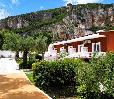 Doukades Apartment | Studios Paleokastritsa - Sun's Gift