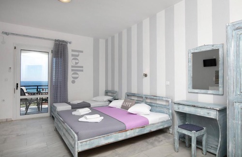 Chrisi Ammoudia Apartment | Studios Tasos