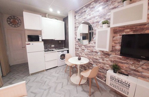 Atocha House | Study in the center of Madrid