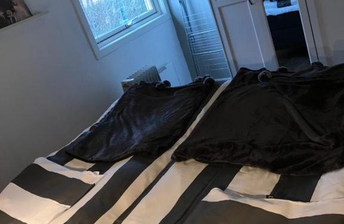 Halmstad Cabin | Stuga nära havet och centrum