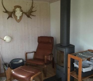 Stromstad O Apartment | Stuga vid viltåker nära norska gränsen
