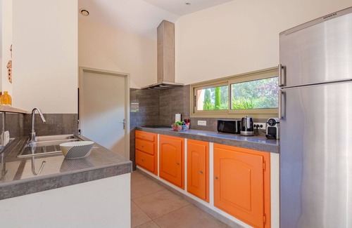 Saint-Cezaire-sur-Siagne House | Stunning private villa for 6 people with WIFI, private pool, TV, terrace, pets allowed and parking