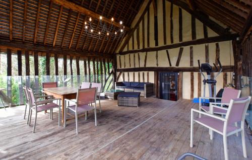 Livarot-Pays-d'Auge House | Stunning Home In Stmarguerite Dloges