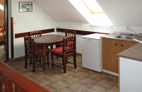 Uhlejov Villa | Stunning private villa for 22 guests with private pool, WIFI, TV, patio, pets allowed and parking