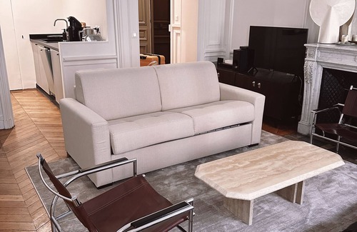 Palais-Royal Apartment | Stunning 1 bed Louvre home w/washing machine and dishwasher