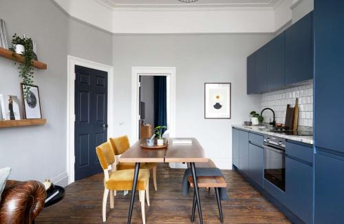 Angel Apartment | Stunning 1 Bedroom Apartment minutes from Angel Tube