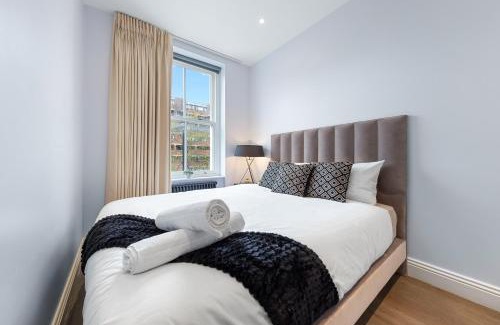 Pimlico Apartment | Stunning 1 bedroom in Westminster with AC sleeps 4