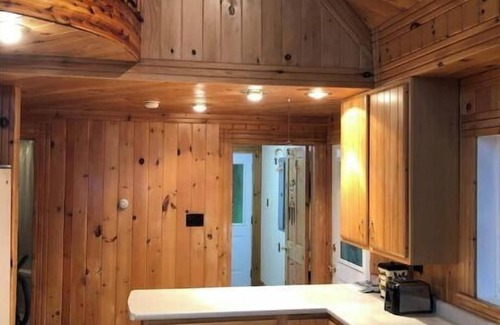 Brier Hill House | Stunning 1000 Islands Riverhouse w/private dock
