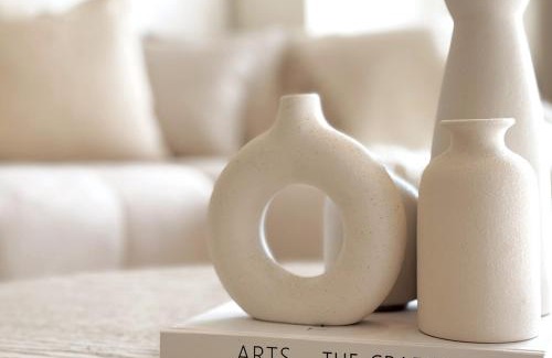 Downtown Dubai Apartment | Stunning 1BR Burj View from Infinity Pool