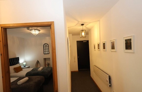 Blackpool Apartment | Stunning 2 Bed Apartment in Converted Church