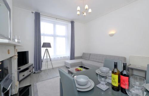 Aberdeen West End Apartment | Stunning 2 Bed City Centre Apartment Union Grove