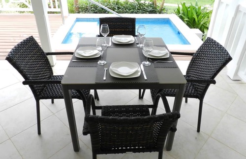 Rose Hill Villa | Stunning 2 Bedroom villa with Plunge Pool and Sea view