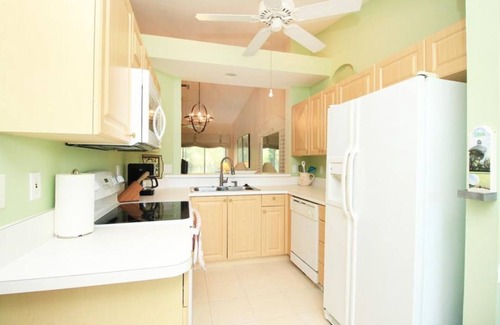 Naples Condo | Stunning 2-Bedroom Condo with Golf Course Views at 2925 Cypress Trace Cir #201!